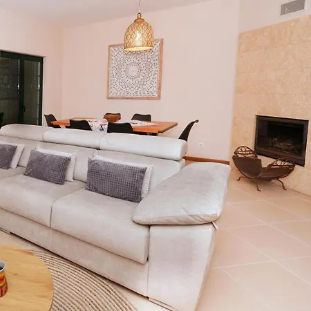 Casa Santos Holiday home *